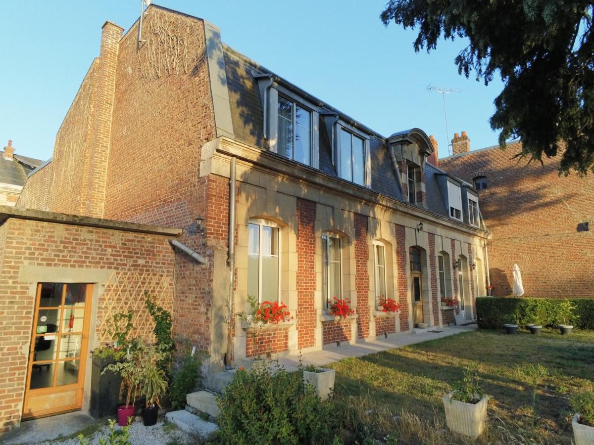 Chambres D'Hotes Noir Lion Péronne Exterior foto